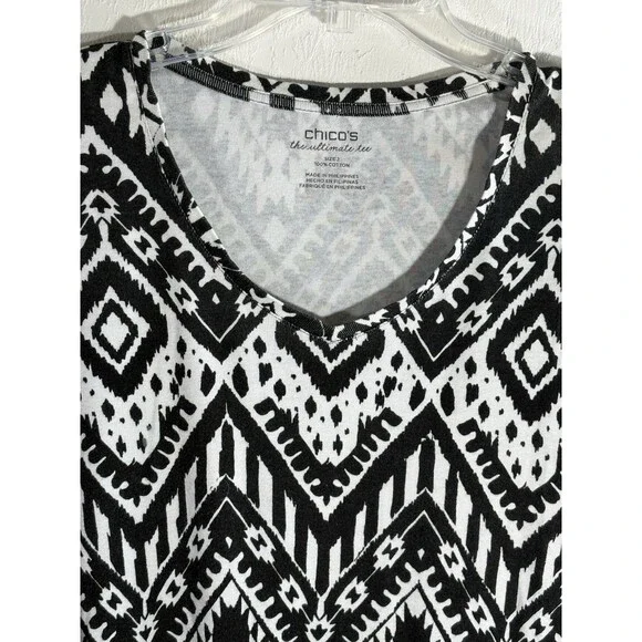Chicos Black & White Tribal Print Sz 2 Large Woman’s Cotton Blouse V-neck Aztec - Picture 5 of 8